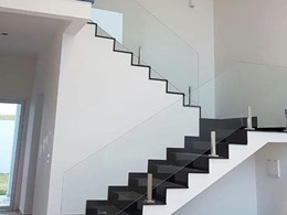 Escaleras negro Angola